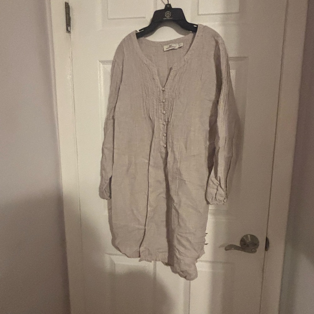 Vineyard Vines Light Tan Button-Up Shirt